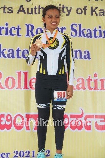 Mangaluru : Mount Carmel School Skating Star Jesnia Correa shines at ...