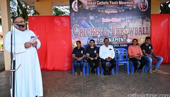 ICYM Bajpe organized the Interward Cricket and Throwball Tournament